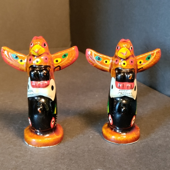 SALT & PEPPER SHAKERS⭐ - Picture 5 of 6